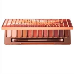 Urban Decay Naked Heat Palette